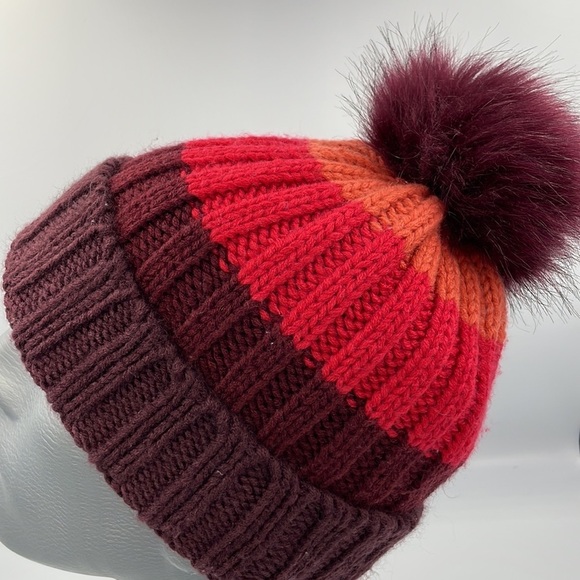 Bordeaux Multi Color Knit Hat Pom on Top - Picture 4 of 8